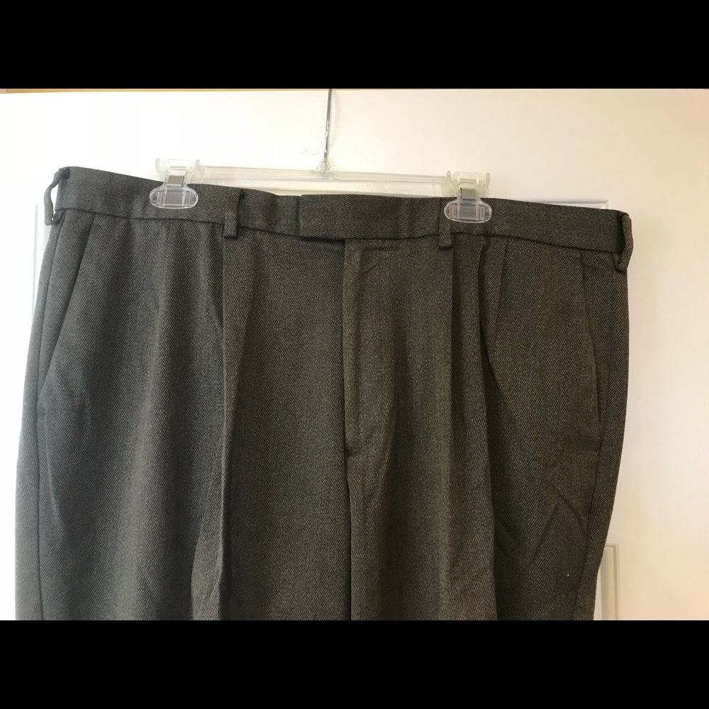 Men’s dress pants